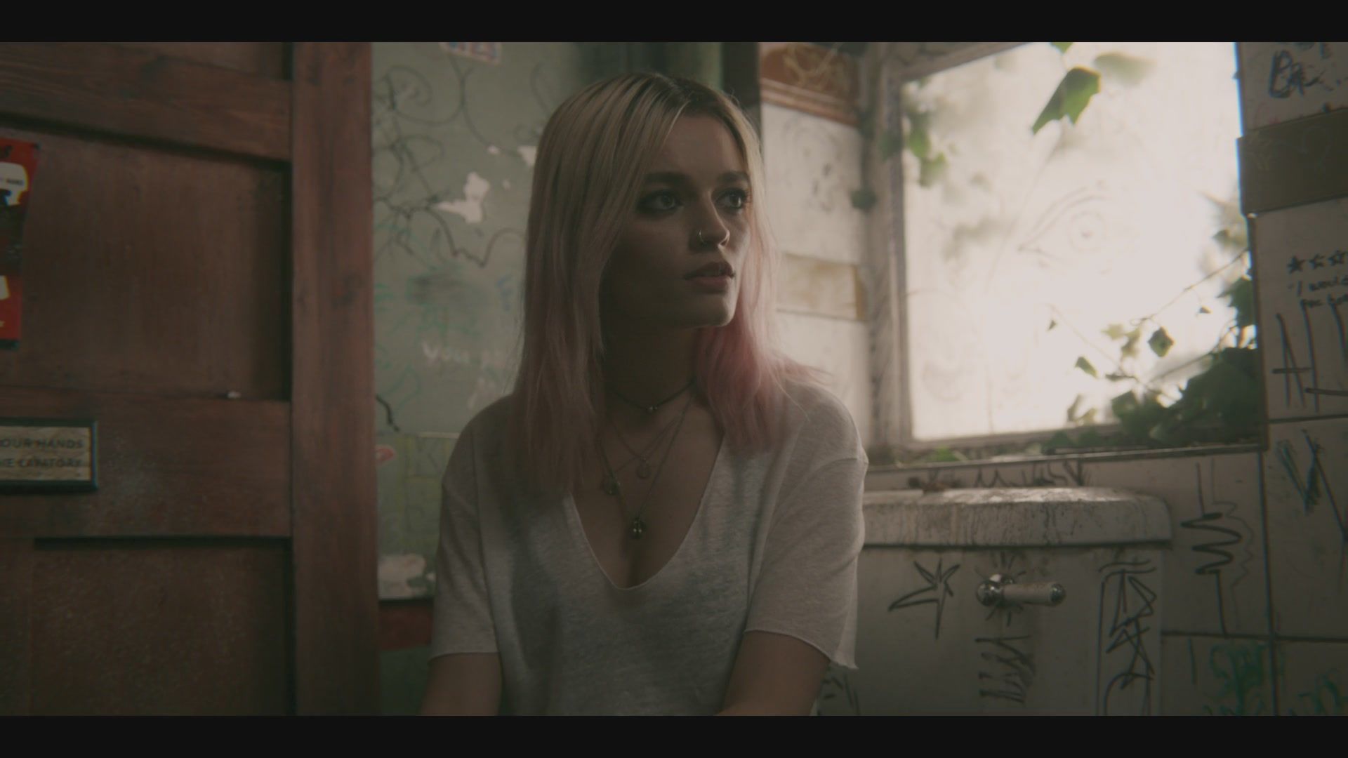 EMO104-164.jpg