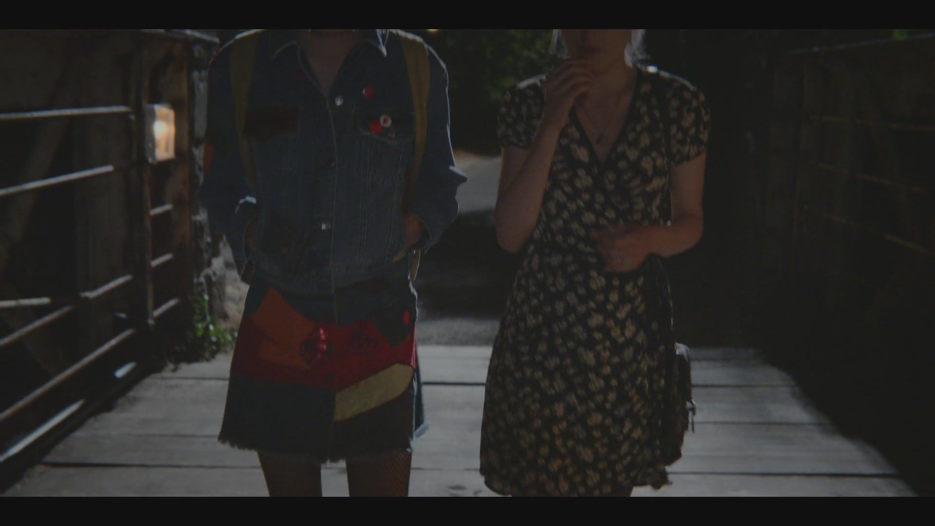 EMO105-421.jpg EMO105-421.jpg