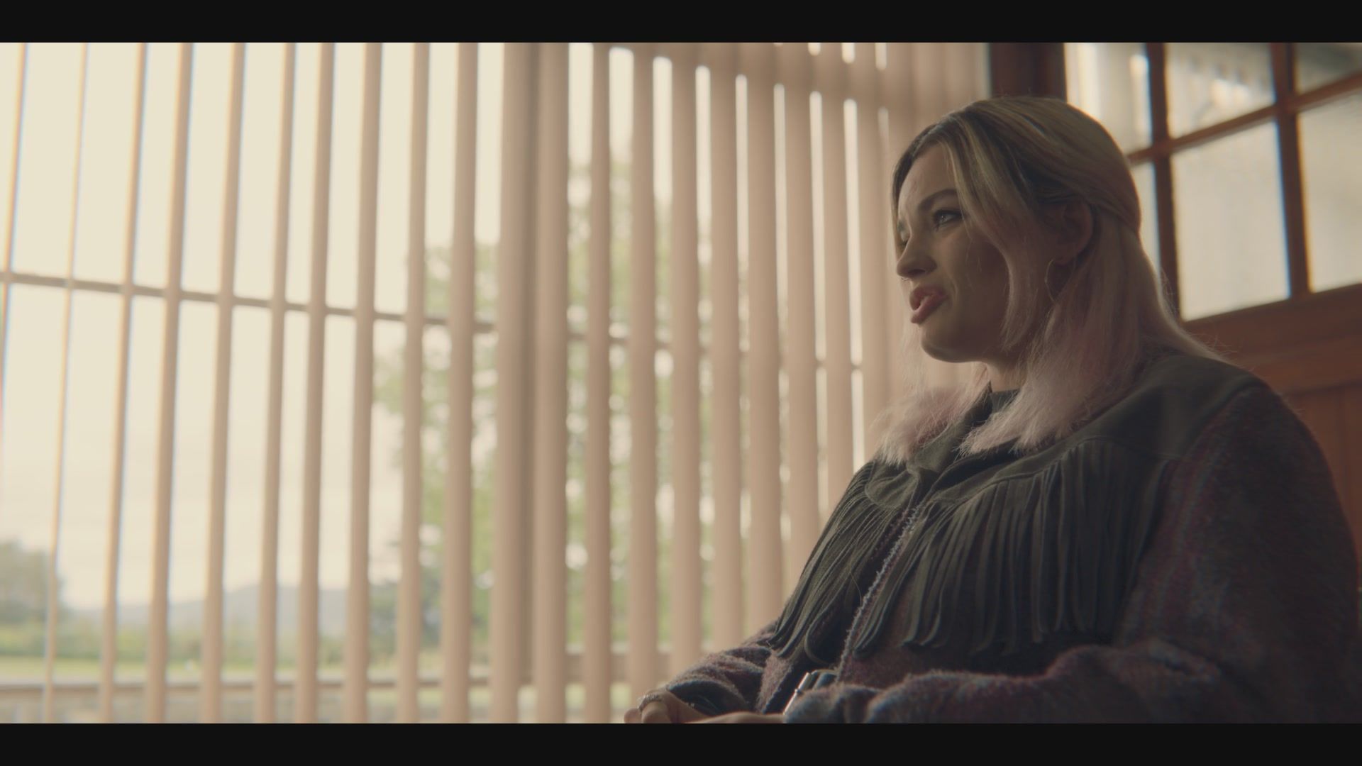 EMO108-041.jpg